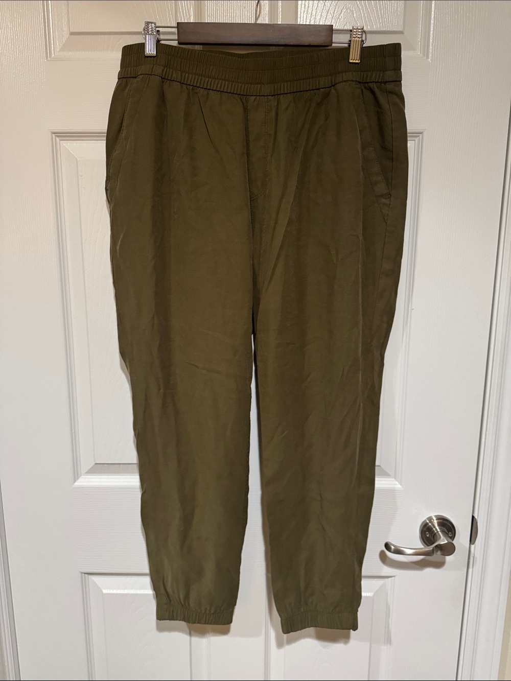 Women’s joggers